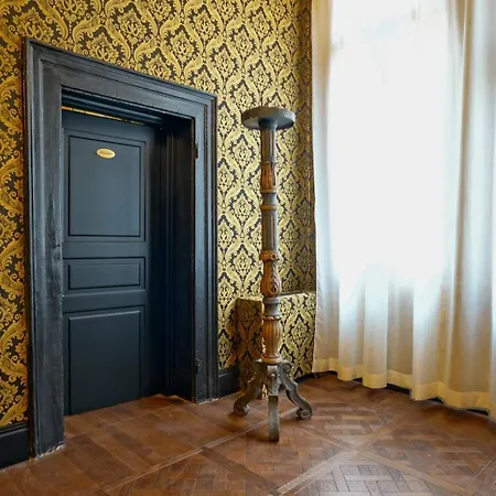 Al Procuratore Di San Marco